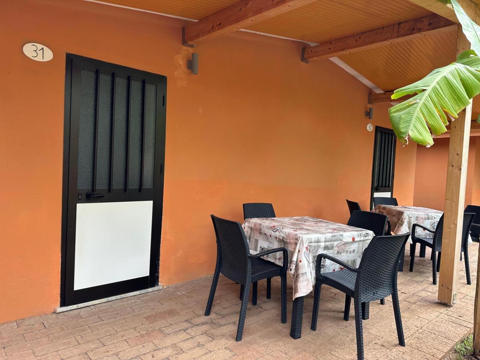 Villaggio Alberghiero Da Pepe 마리나디카메로타 외부 사진